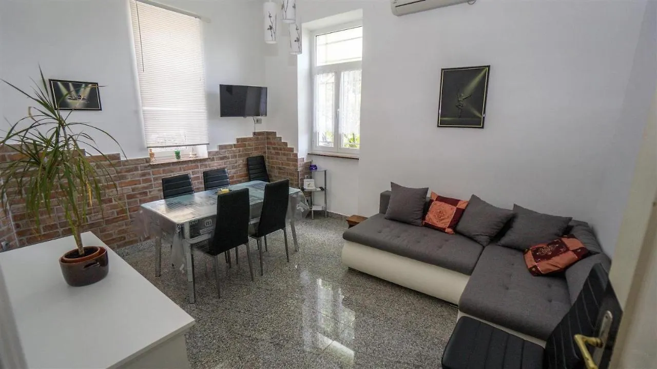 Apartments With A Parking Space Opatija - 7868 Croatia