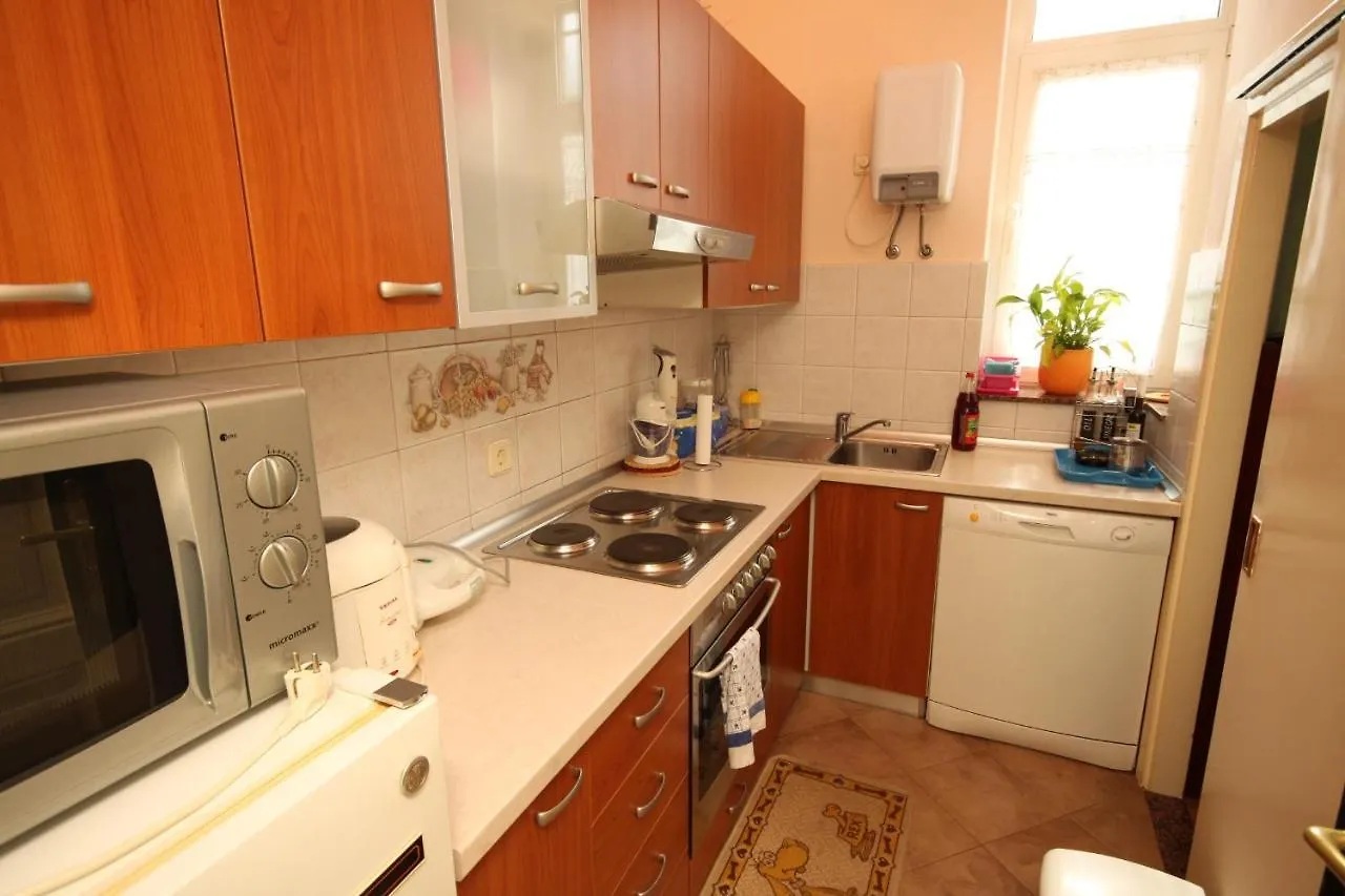 Apartments With A Parking Space Opatija - 7868 0*,  Croatia